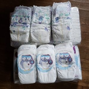 Size 4 Regular & Night time diapers